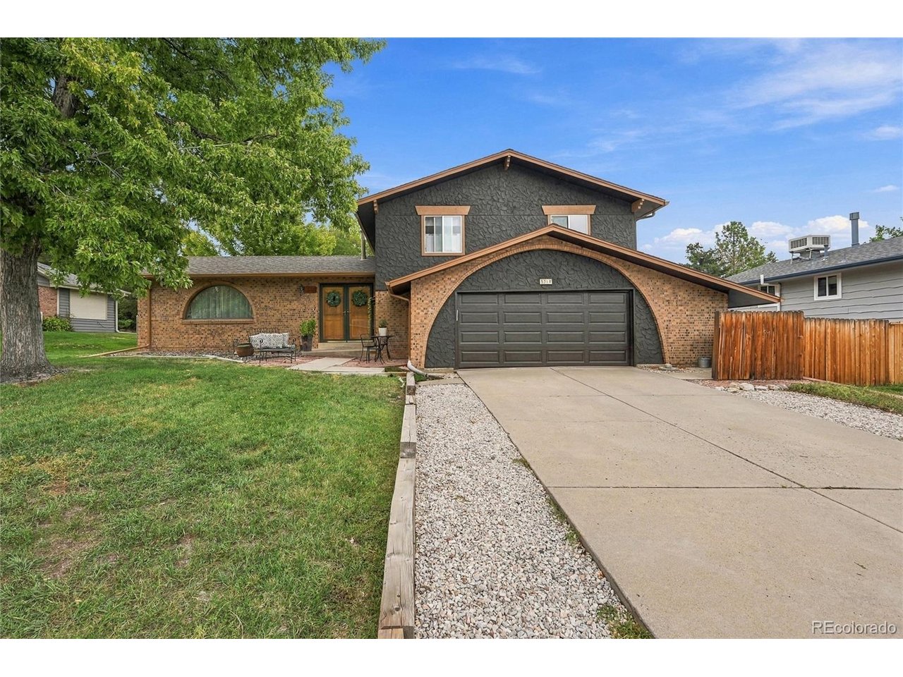 Photo of 5319 W Roxbury Pl Littleton CO 80128