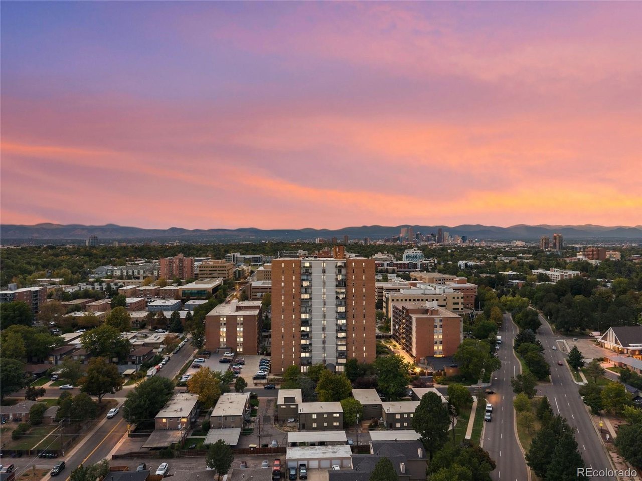 Photo of 955 Eudora St #702E Denver CO 80220
