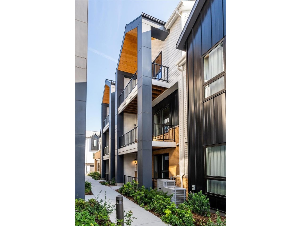 Photo of 8260 E 36th Ave #30 Denver CO 80238