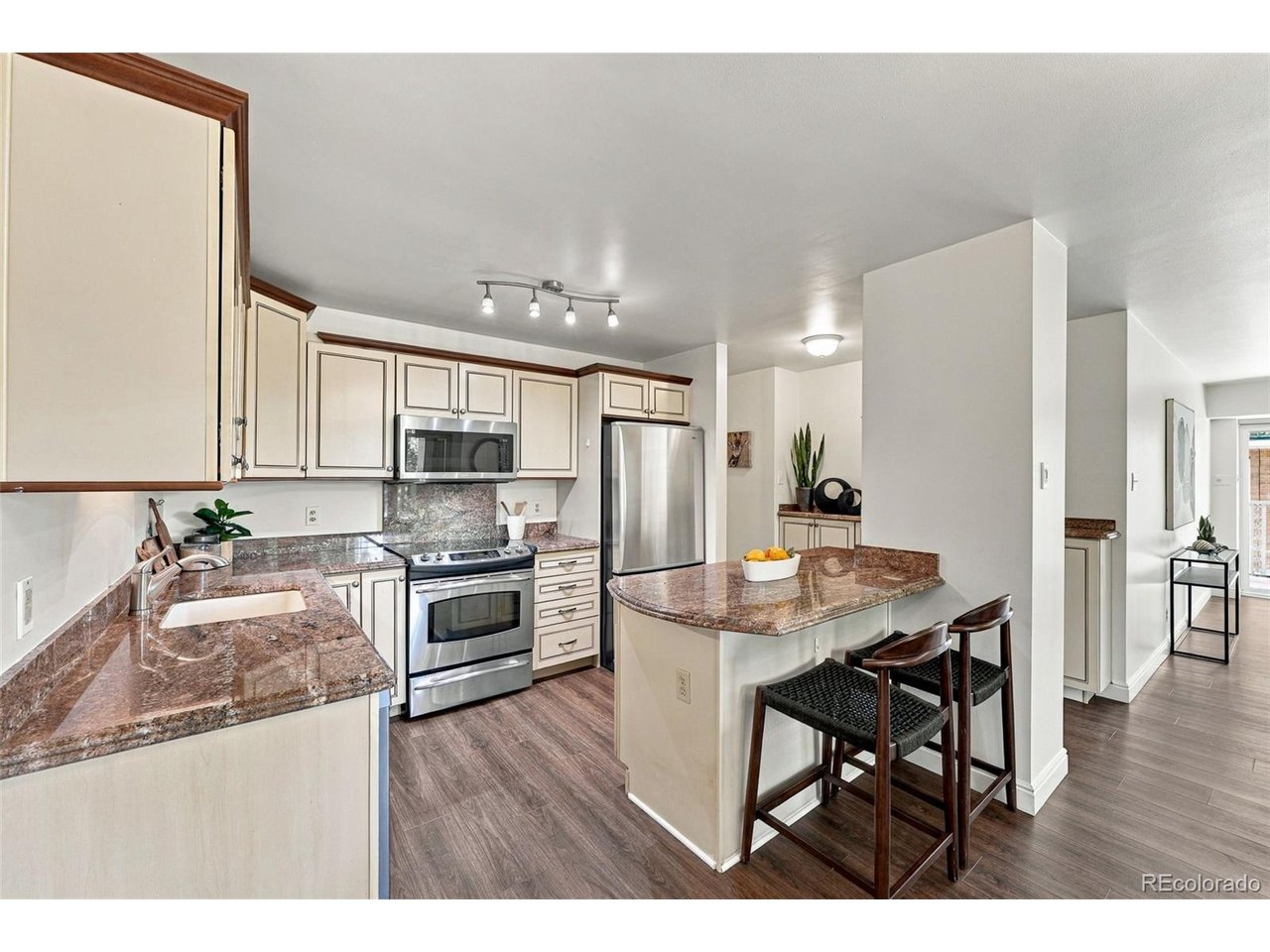 Photo of 1223 Race St #302 Denver CO 80206