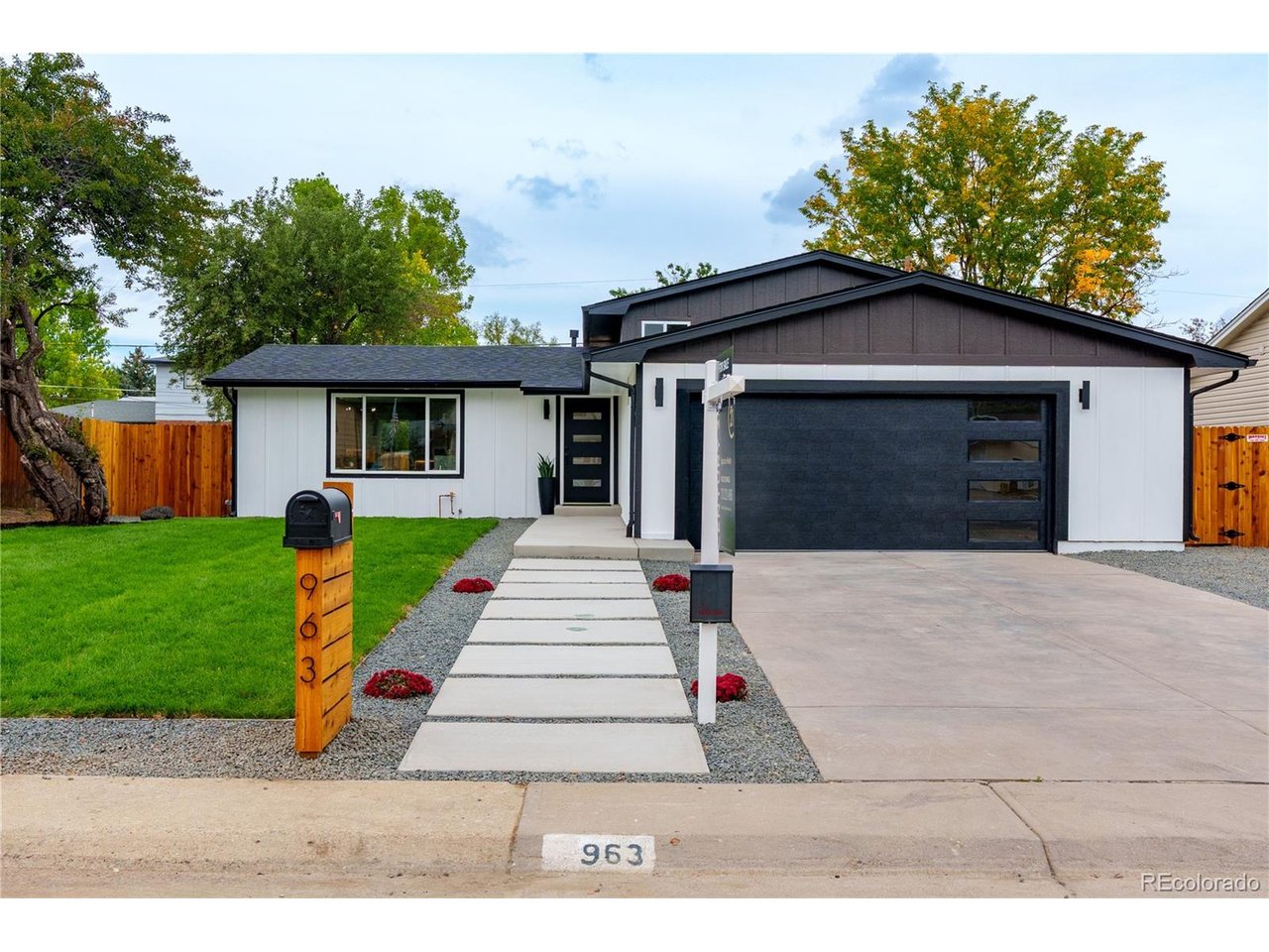 Photo of 963 E 7th Ave Broomfield CO 80020