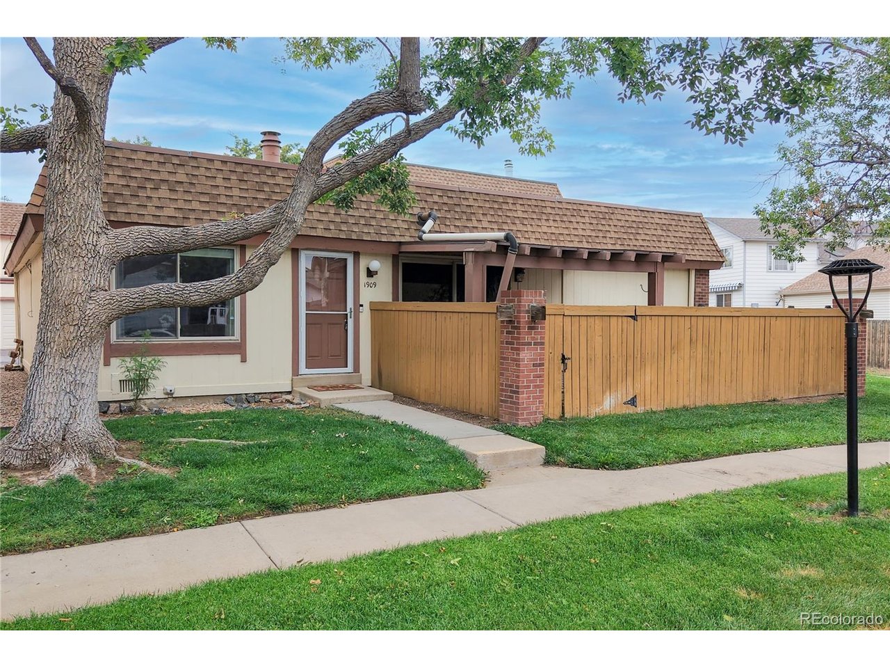 Photo of 1909 W 101st Ave Thornton CO 80260