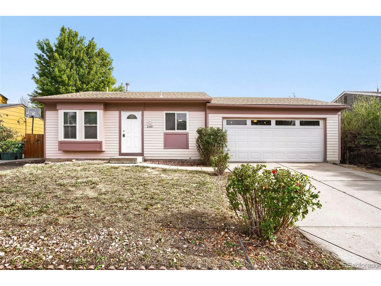 Photo of 20691 E Buchanan Dr Aurora CO 80011