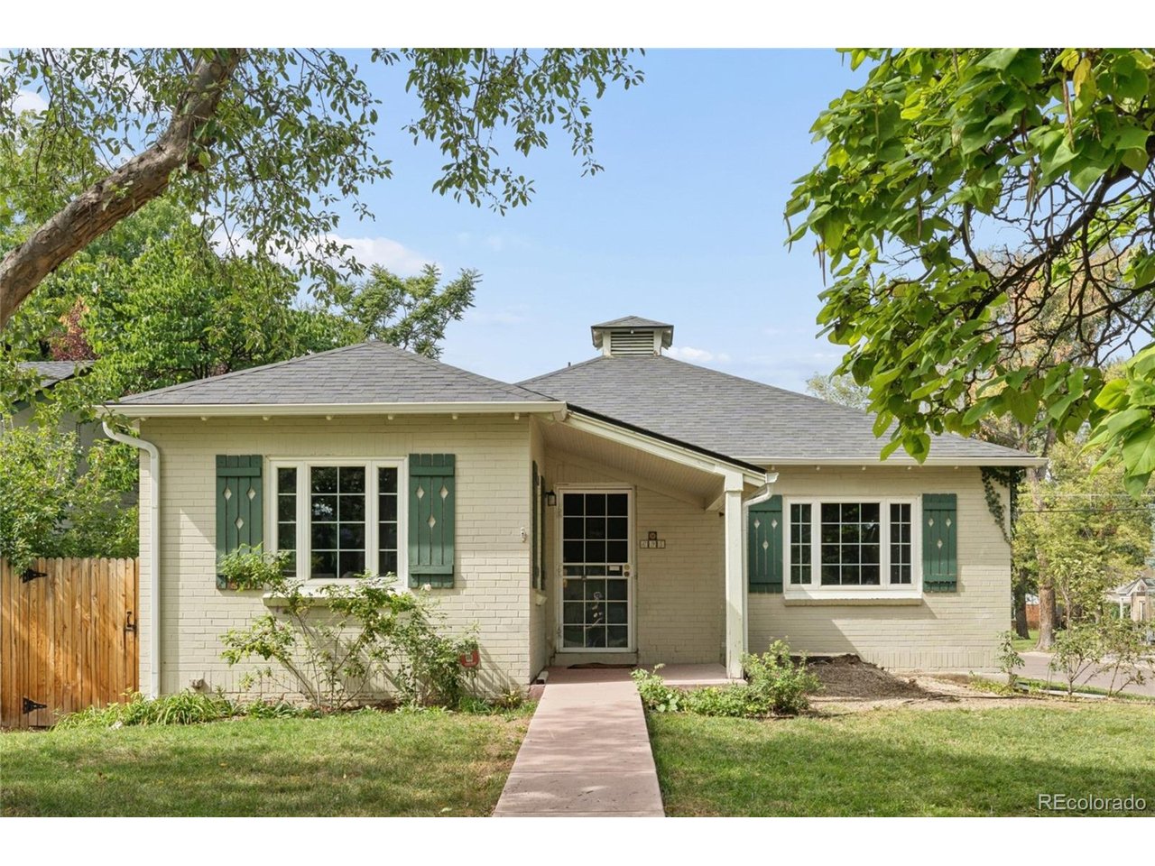 Photo of 695 Dahlia St Denver CO 80220