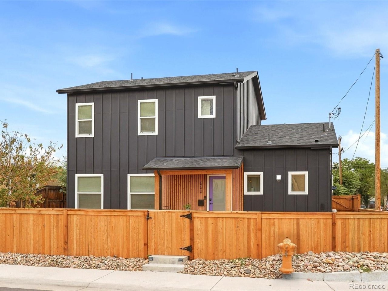 Photo of 550 S Raleigh St Denver CO 80219