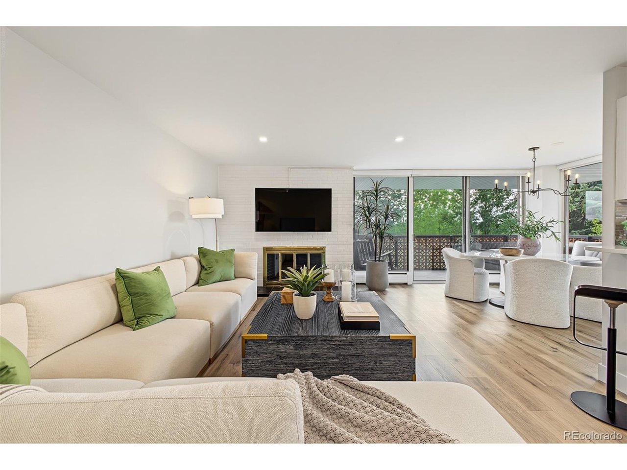 Photo of 4570 E Yale Ave #301 Denver CO 80222