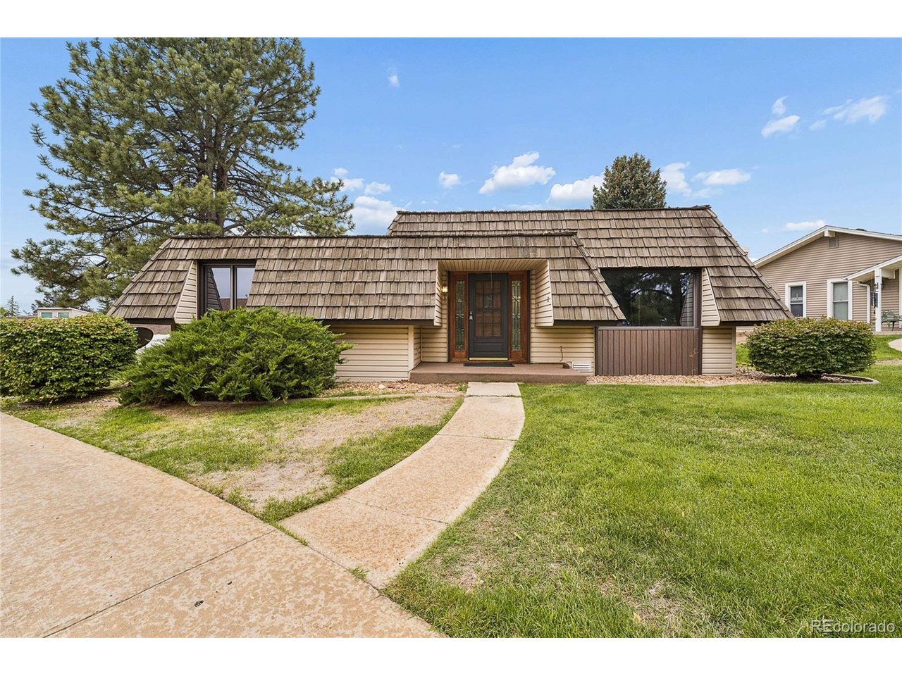 Photo of 32 Douglas Dr Broomfield CO 80020
