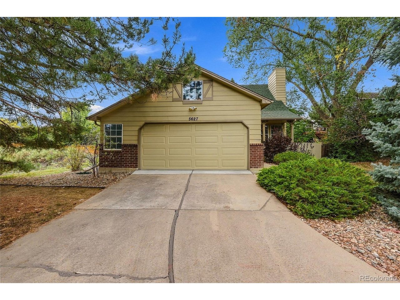 Photo of 5627 S SIMMS Way Littleton CO 80127
