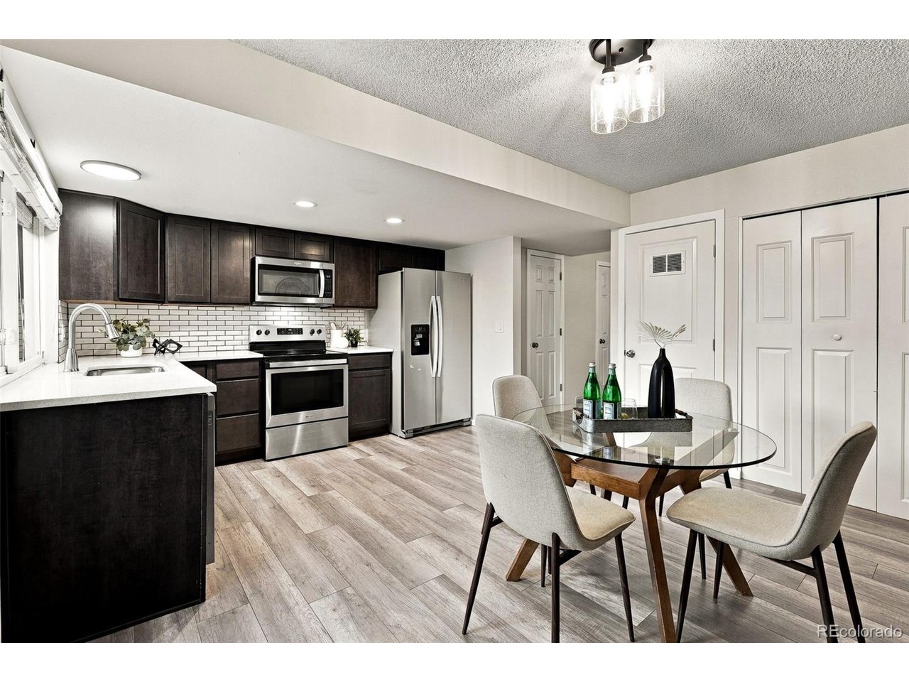 Photo of 525 S Xenon Ct Lakewood CO 80228