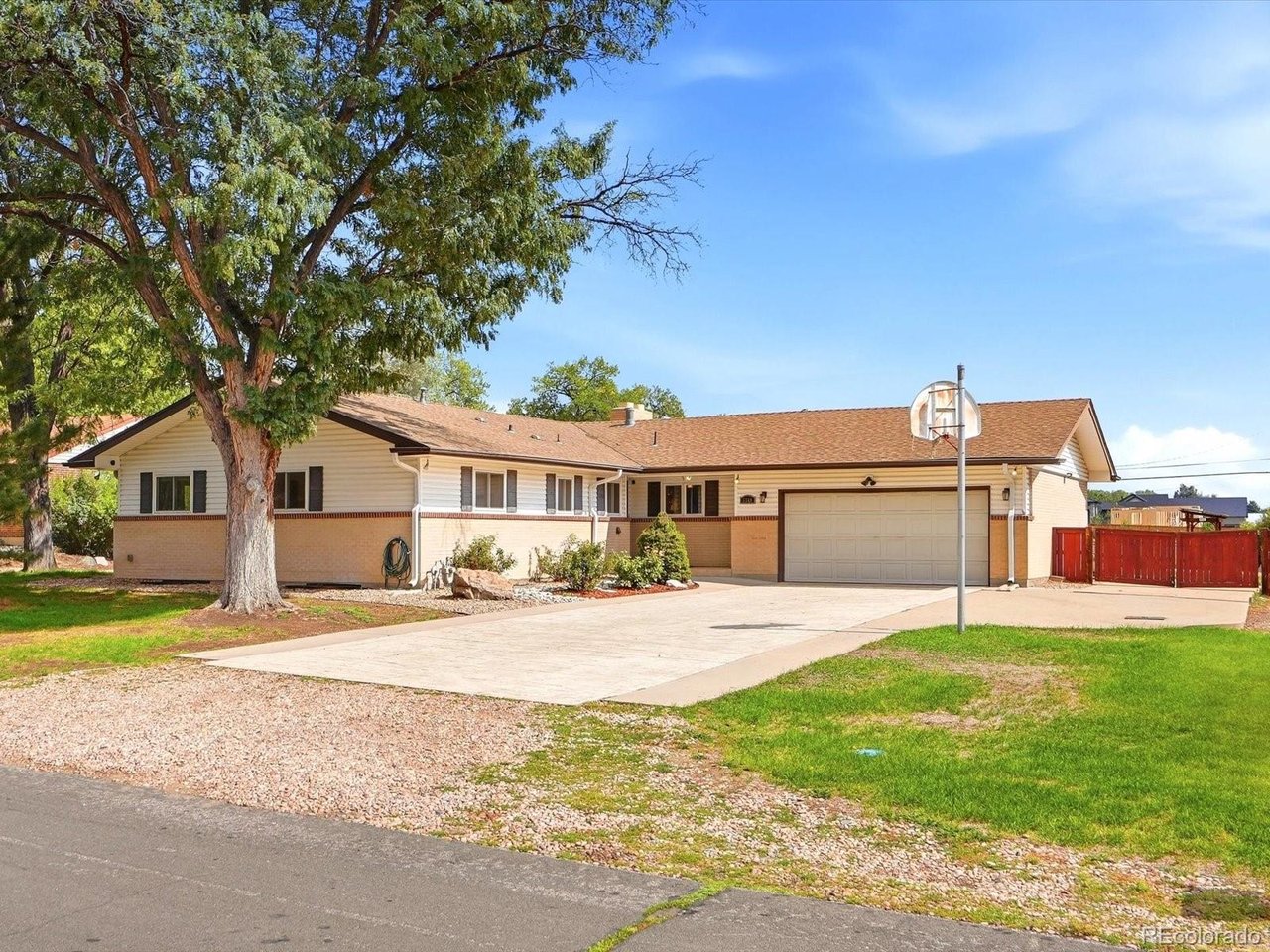 Photo of 5340 Gladiola St Arvada CO 80002
