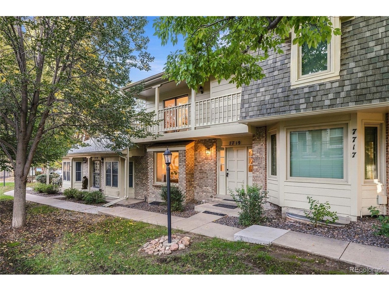 Photo of 7719 S Cove Cir Centennial CO 80122