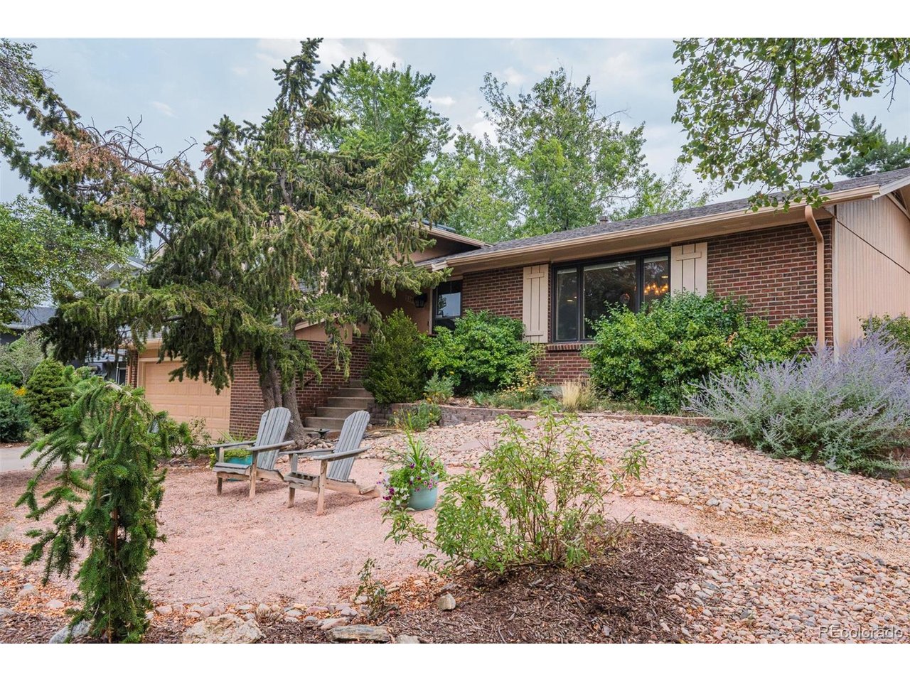 Photo of 11996 E Oregon Cir Aurora CO 80012