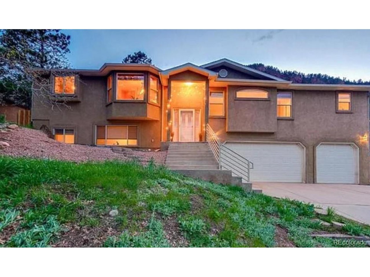 Photo of 366 Hoover Ln Palmer Lake CO 80133