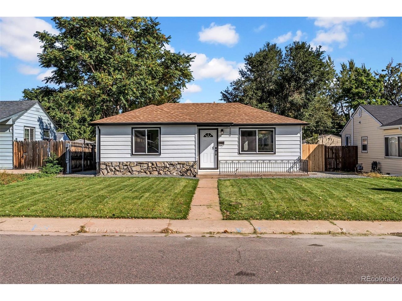Photo of 4866 Umatilla St Denver CO 80221