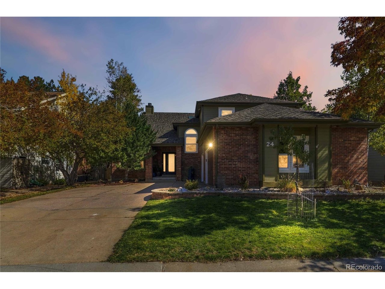 Photo of 24 Mesa Oak Littleton CO 80127