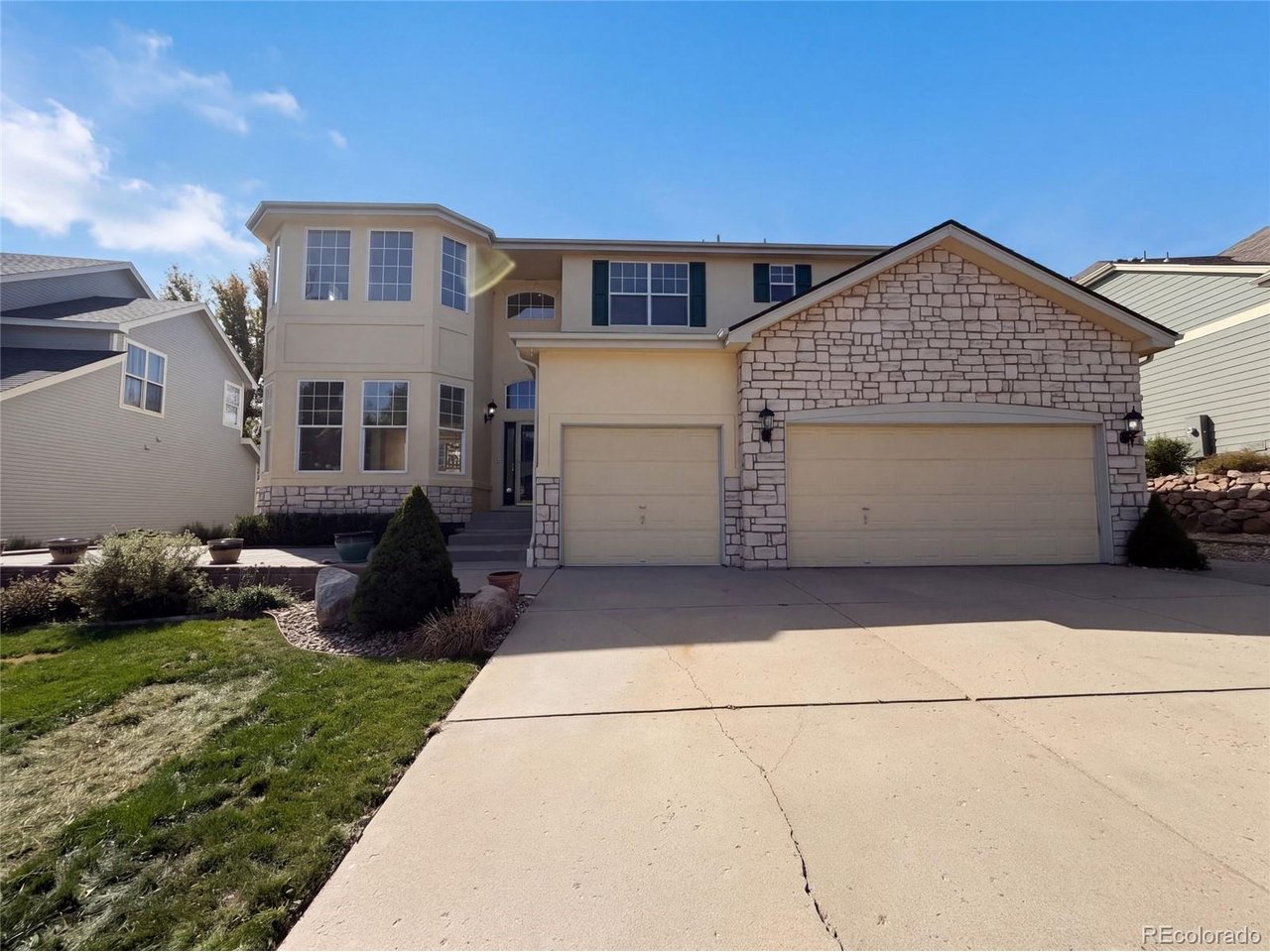 Photo of 660 Stonemont Ct Castle Pines CO 80108