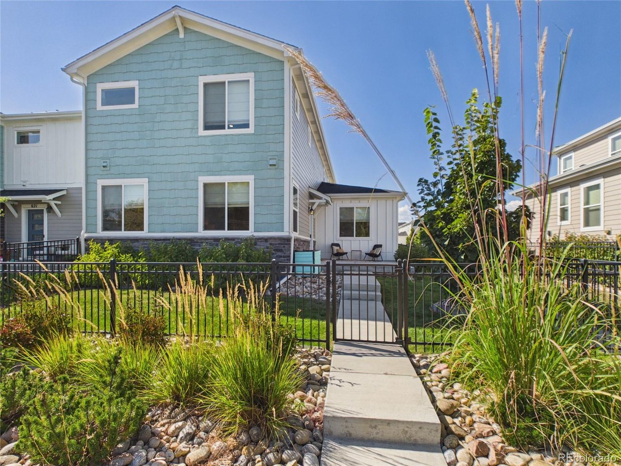Photo of 619 Stonebridge Dr Longmont CO 80503