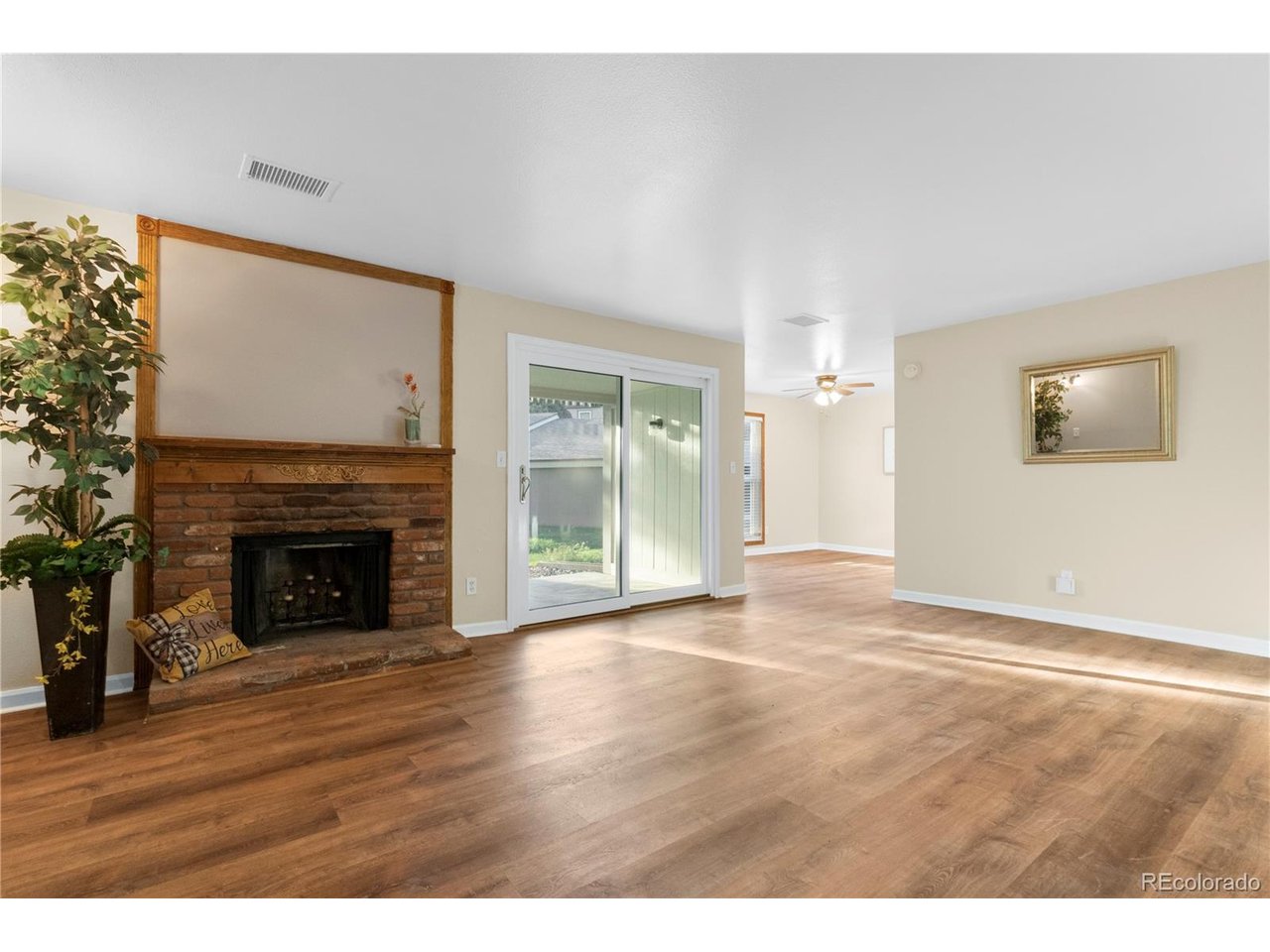 Photo of 7303 S Xenia Cir #B Centennial CO 80112