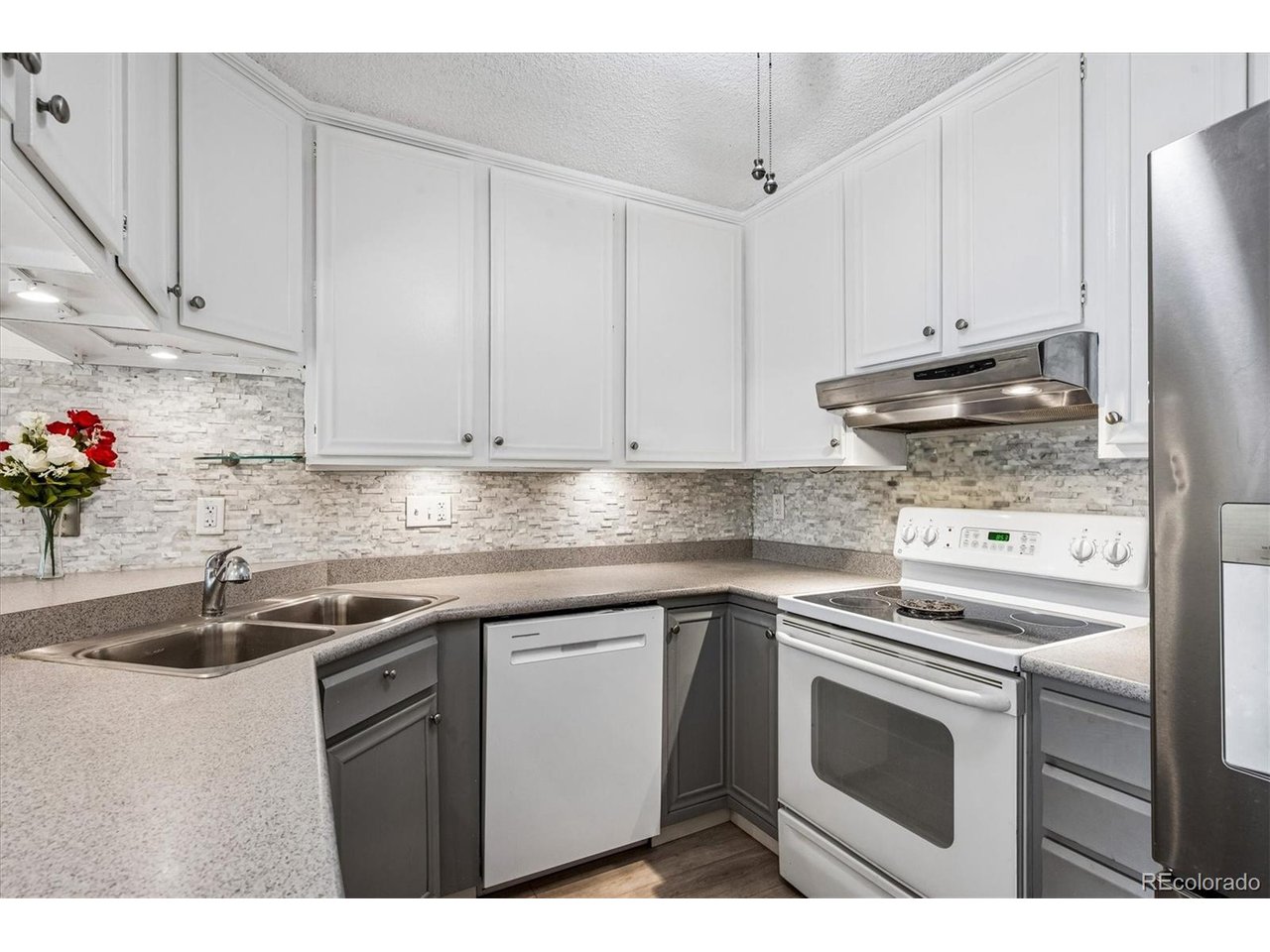 Photo of 3465 S Poplar St #101 Denver CO 80224