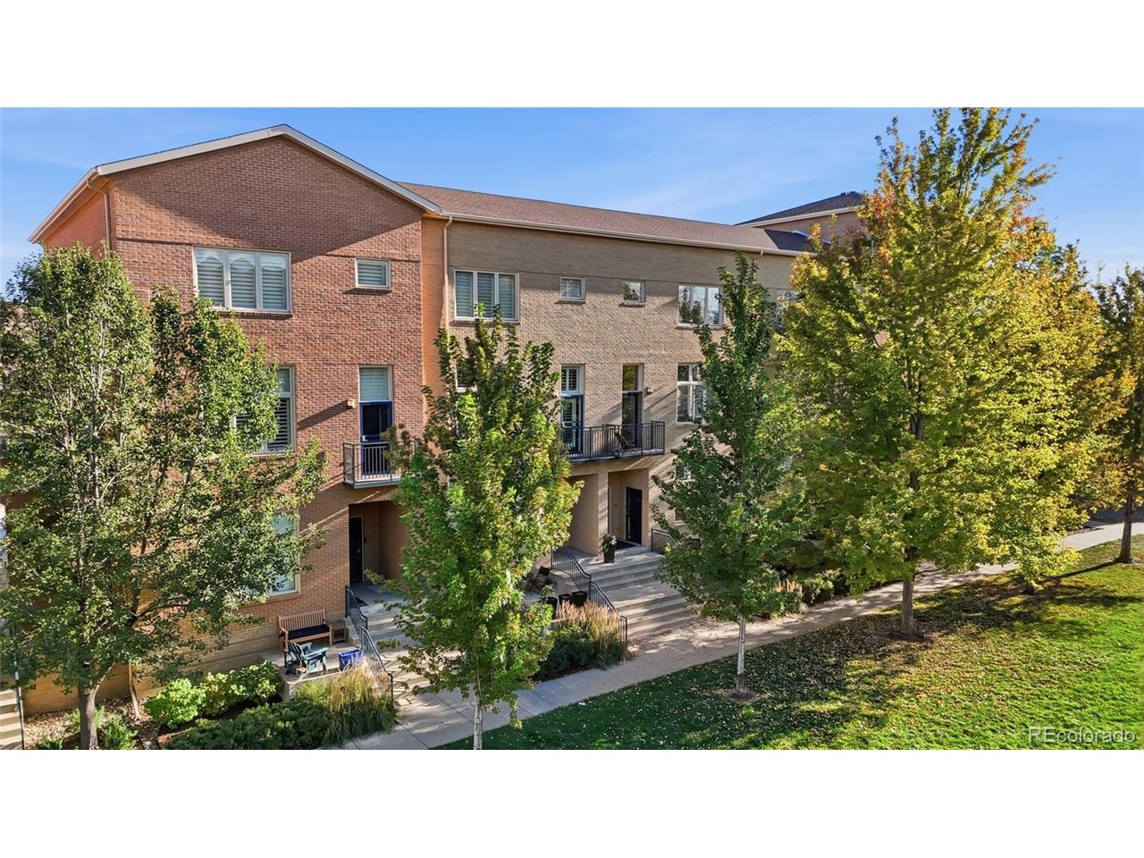 Photo of 190 Roslyn St #1308 Denver CO 80230