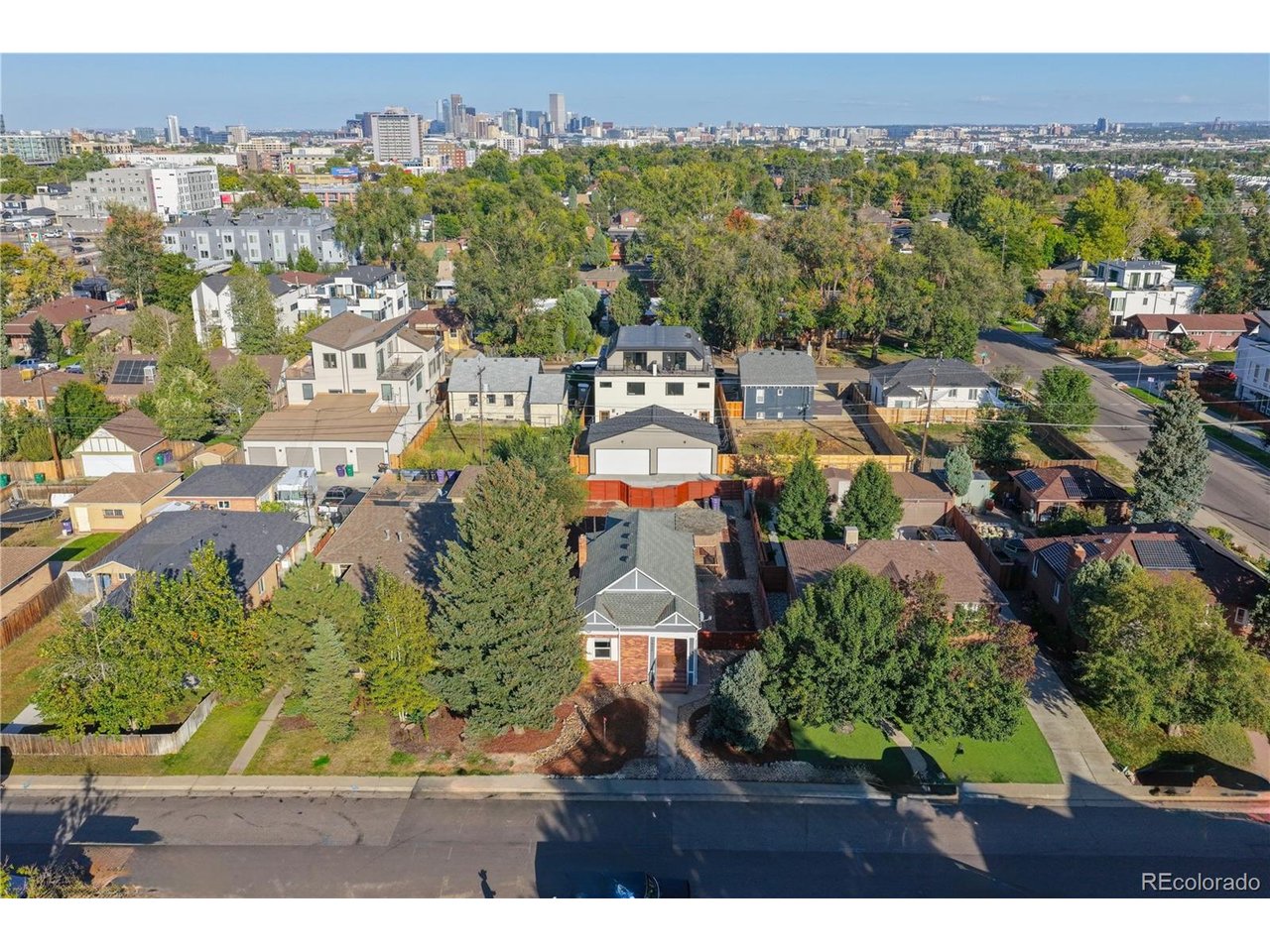 Photo of 1420 Yates St Denver CO 80204