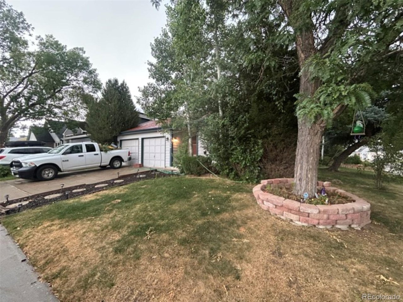 Photo of 8252 Iris Ct Arvada CO 80005
