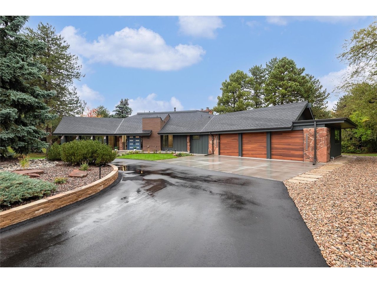 Photo of 885 Front Range Rd Littleton CO 80120