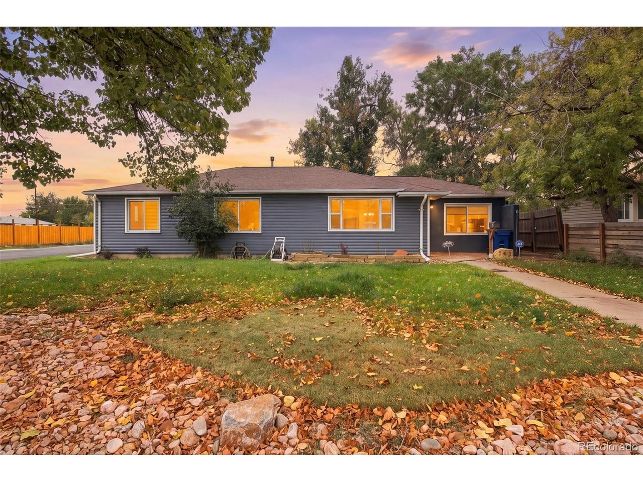 Photo of 792 Geneva St Aurora CO 80010