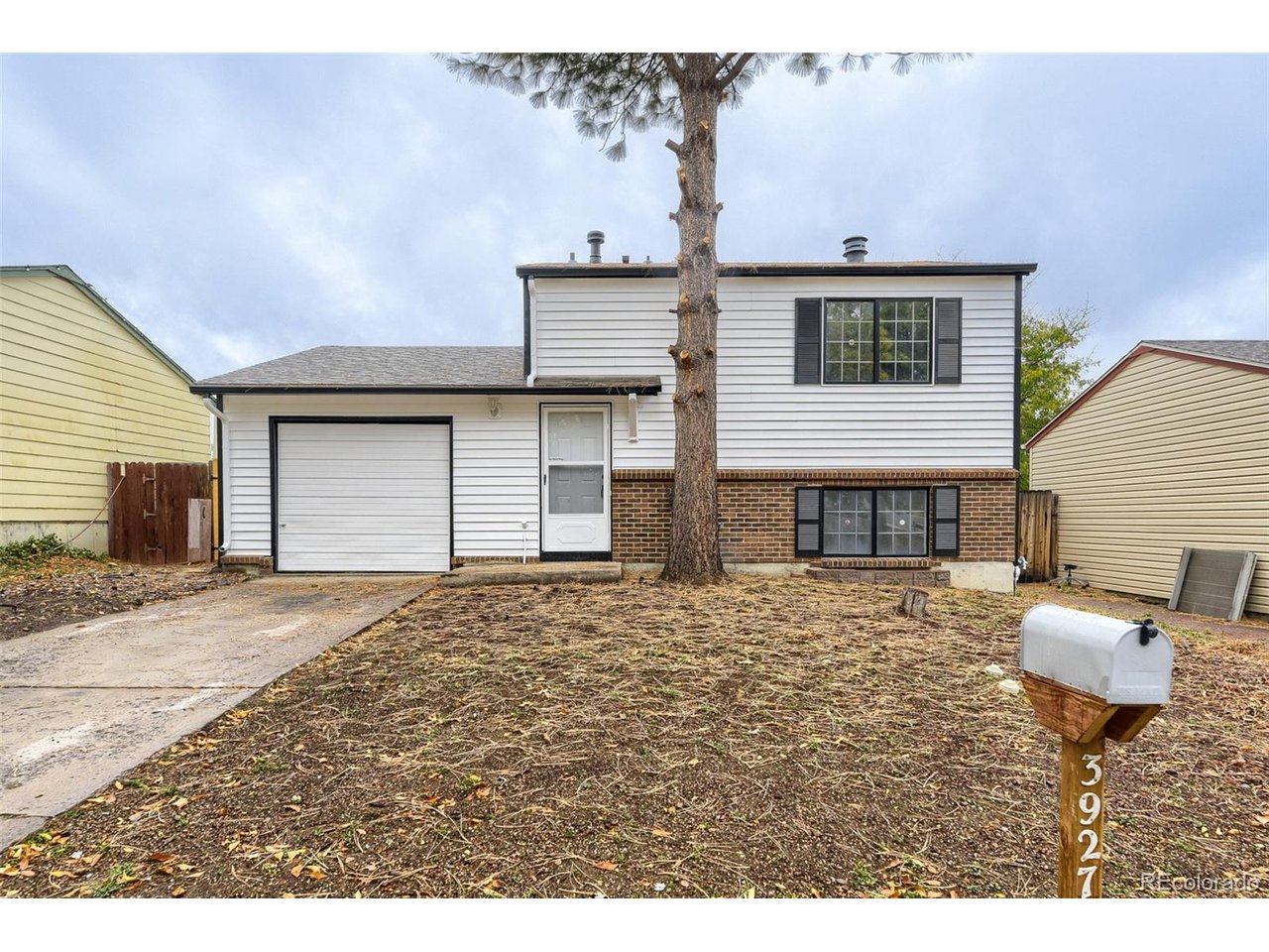 Photo of 3927 S Pitkin Way Aurora CO 80013
