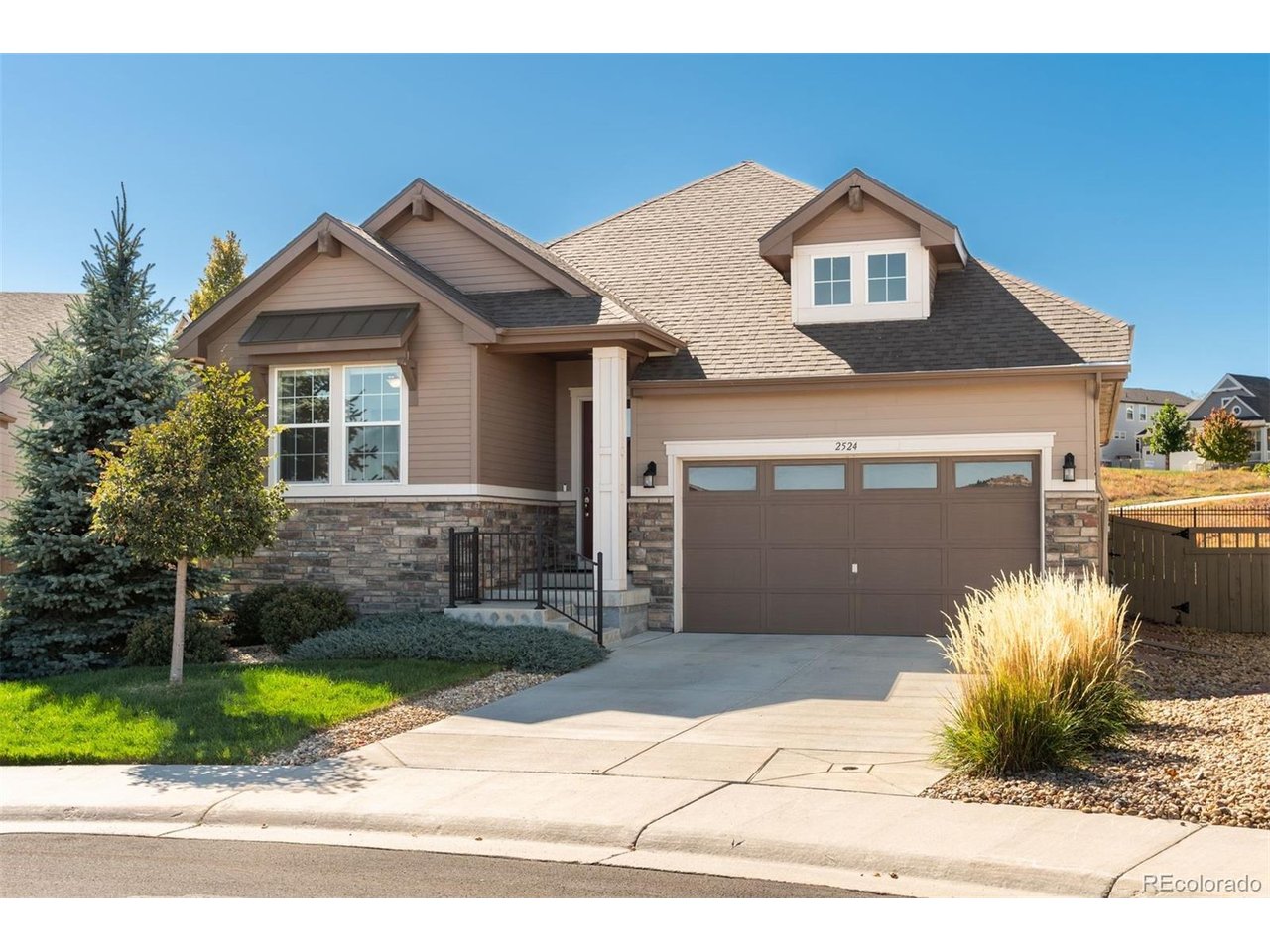 Photo of 2524 Lassen Ln Castle Rock CO 80109