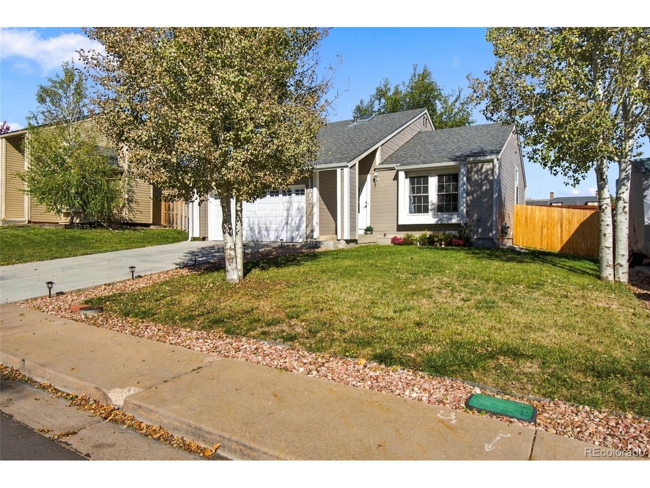 Photo of 11817 W Bowles Cir Littleton CO 80127