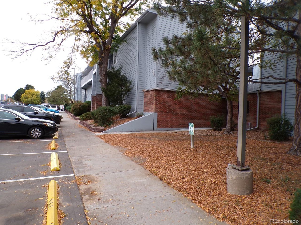 Photo of 7665 E Eastman Ave #205D Denver CO 80231