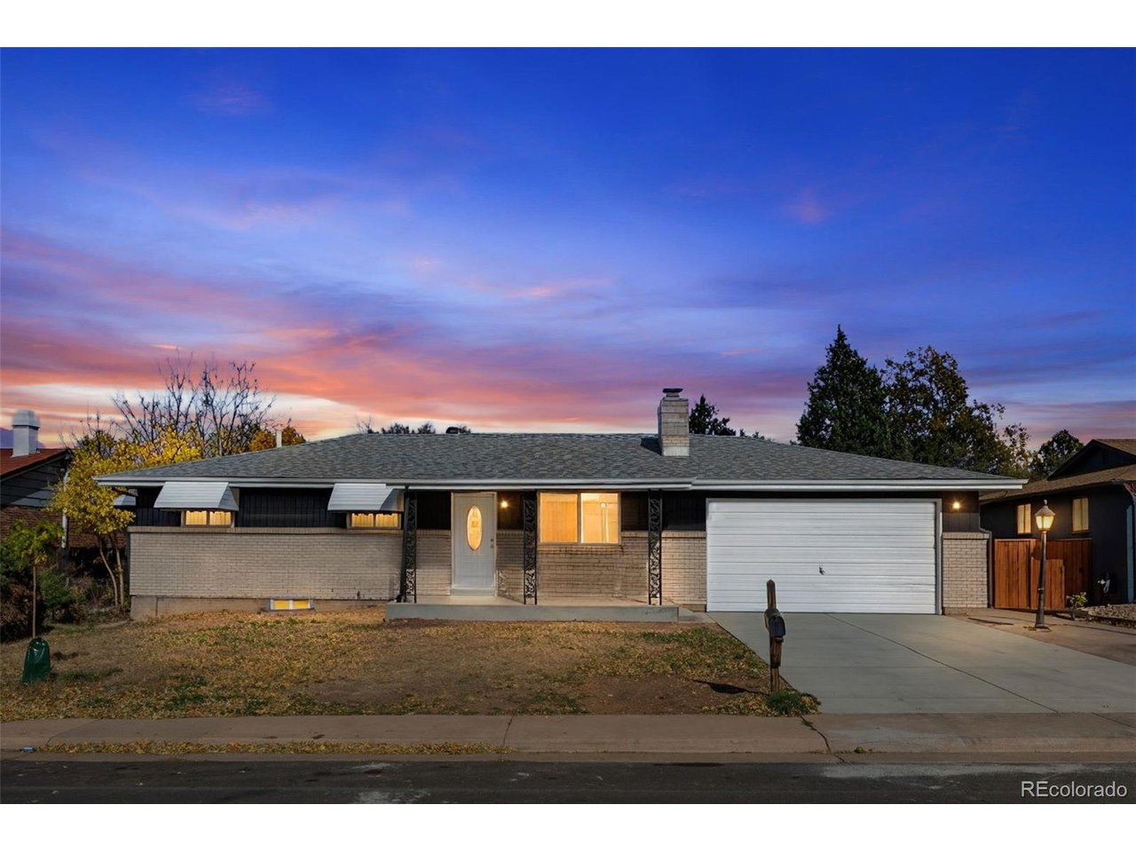 Photo of 392 S Peoria Cir Aurora CO 80012