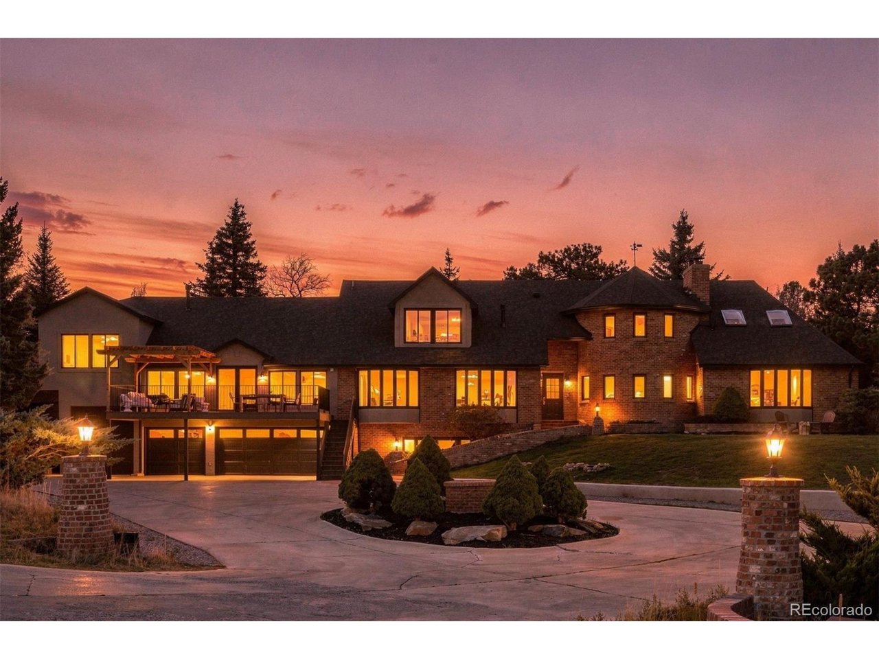Photo of 22081 Paradise Cir Golden CO 80401