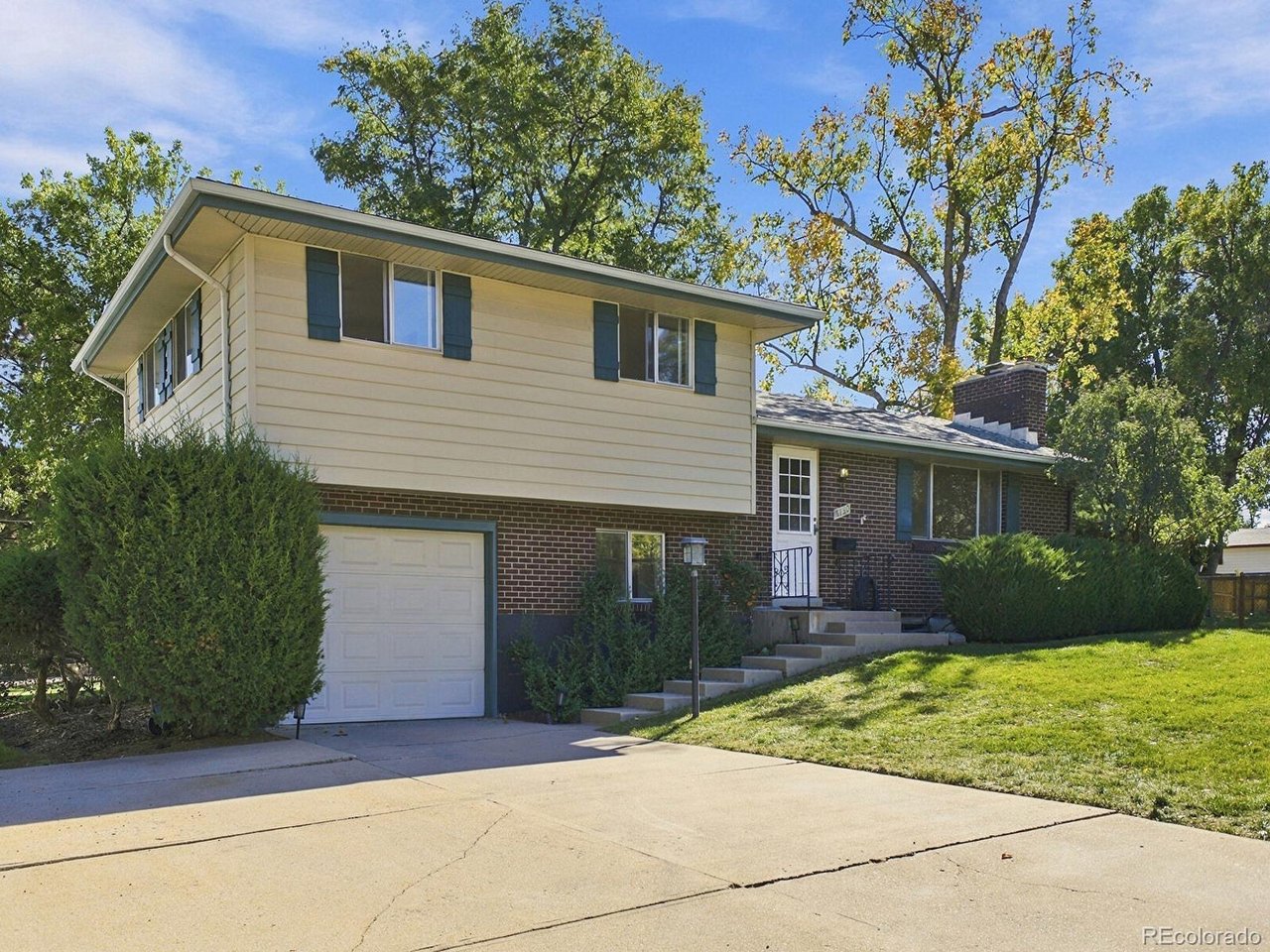 Photo of 6130 S Steele St Centennial CO 80121