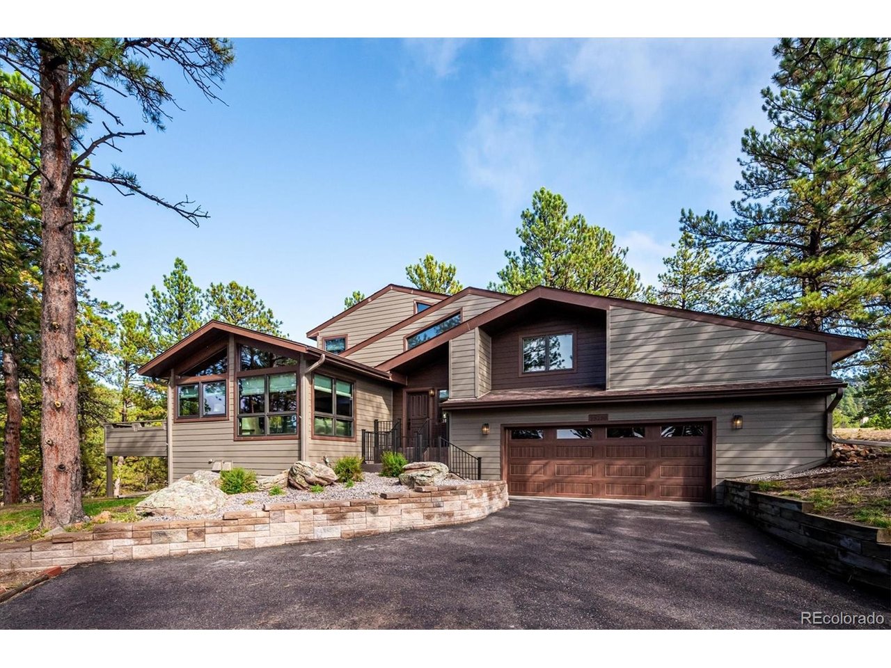 Photo of 25250 Montane Dr Golden CO 80401