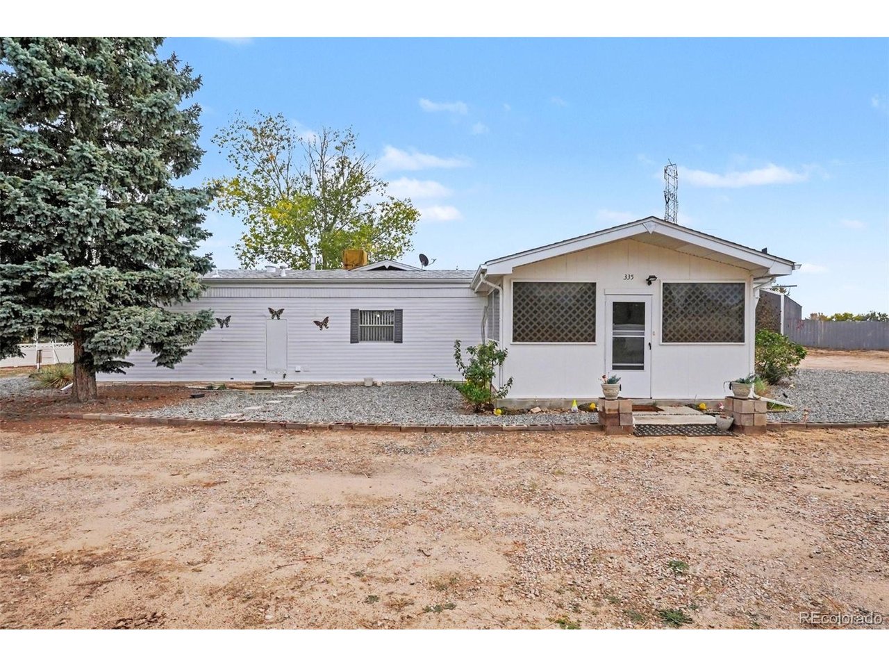 Photo of 335 Lilac Cir Lochbuie CO 80603
