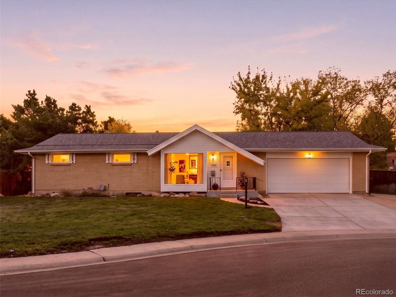 Photo of 3368 S Galena Ct Denver CO 80231