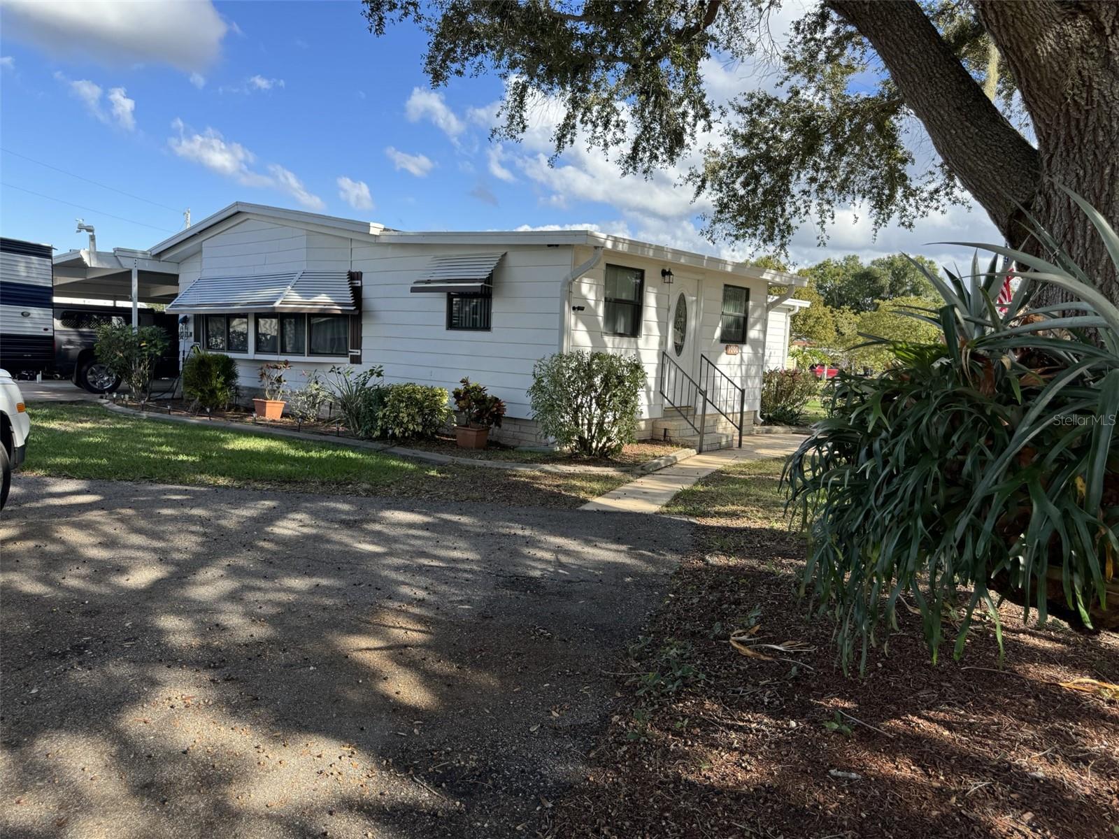 Photo of 9000 LAKE POINT BOULEVARD LAKE WALES FL 33898