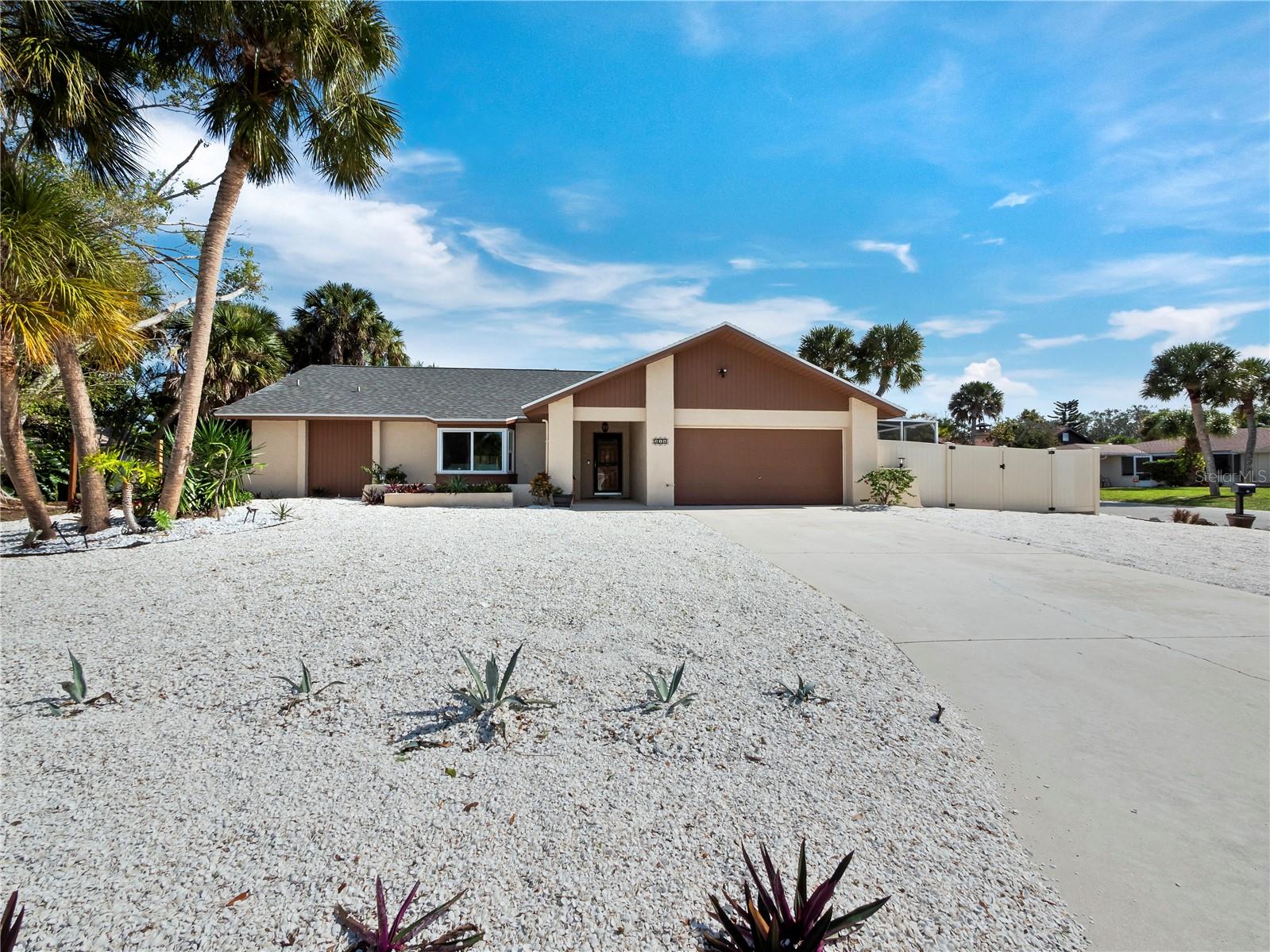 Photo of 516 CASAS BONITAS WAY NOKOMIS FL 34275