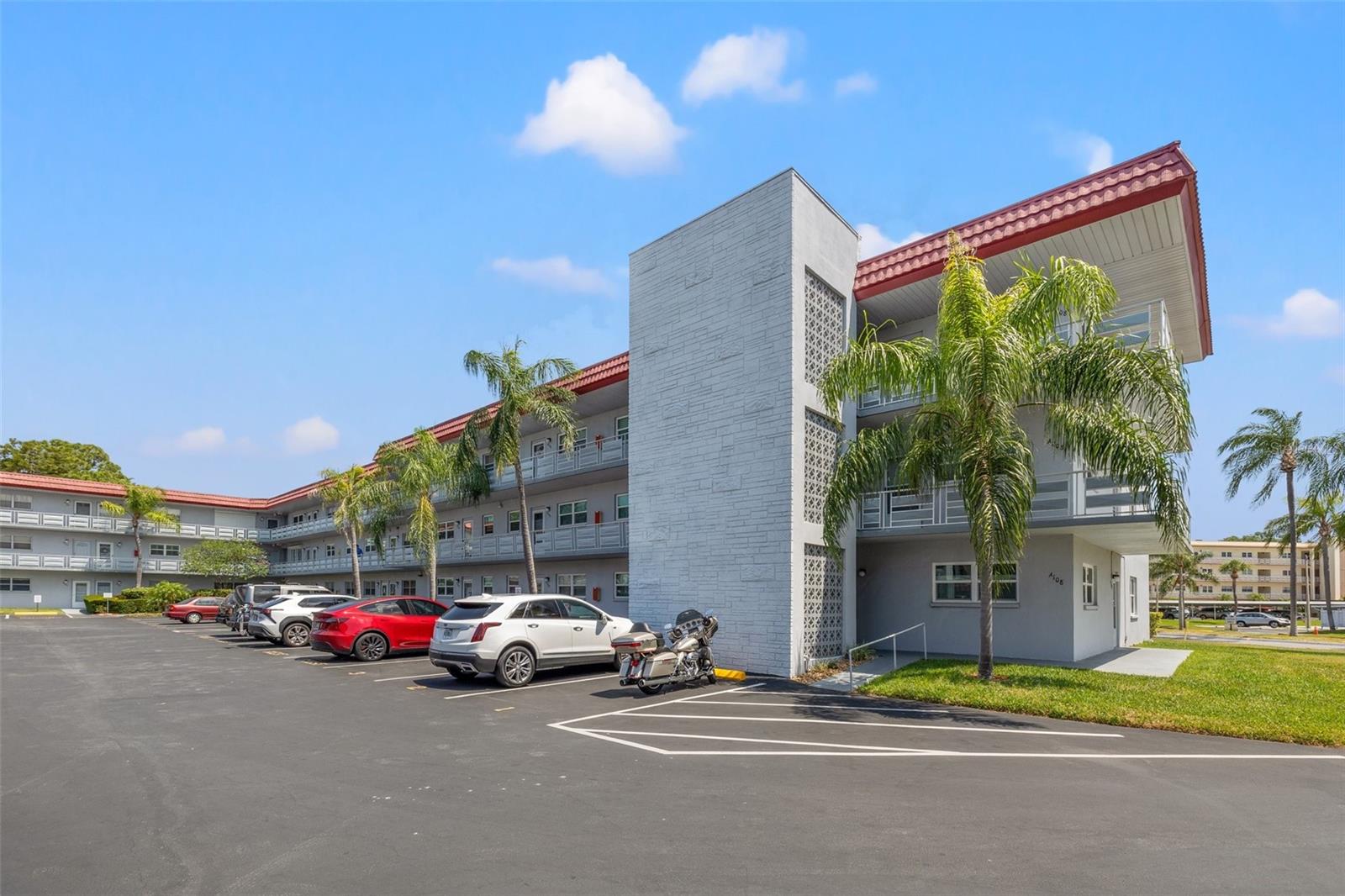 Photo of 5660 80TH STREET #A208 ST PETERSBURG FL 33709