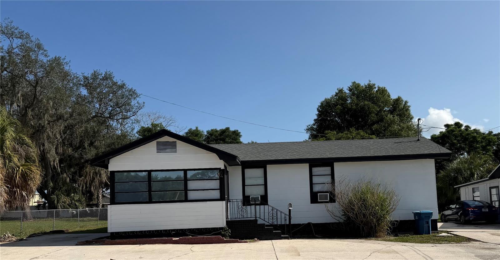 Photo of 26 W POLK AVENUE LAKE WALES FL 33853