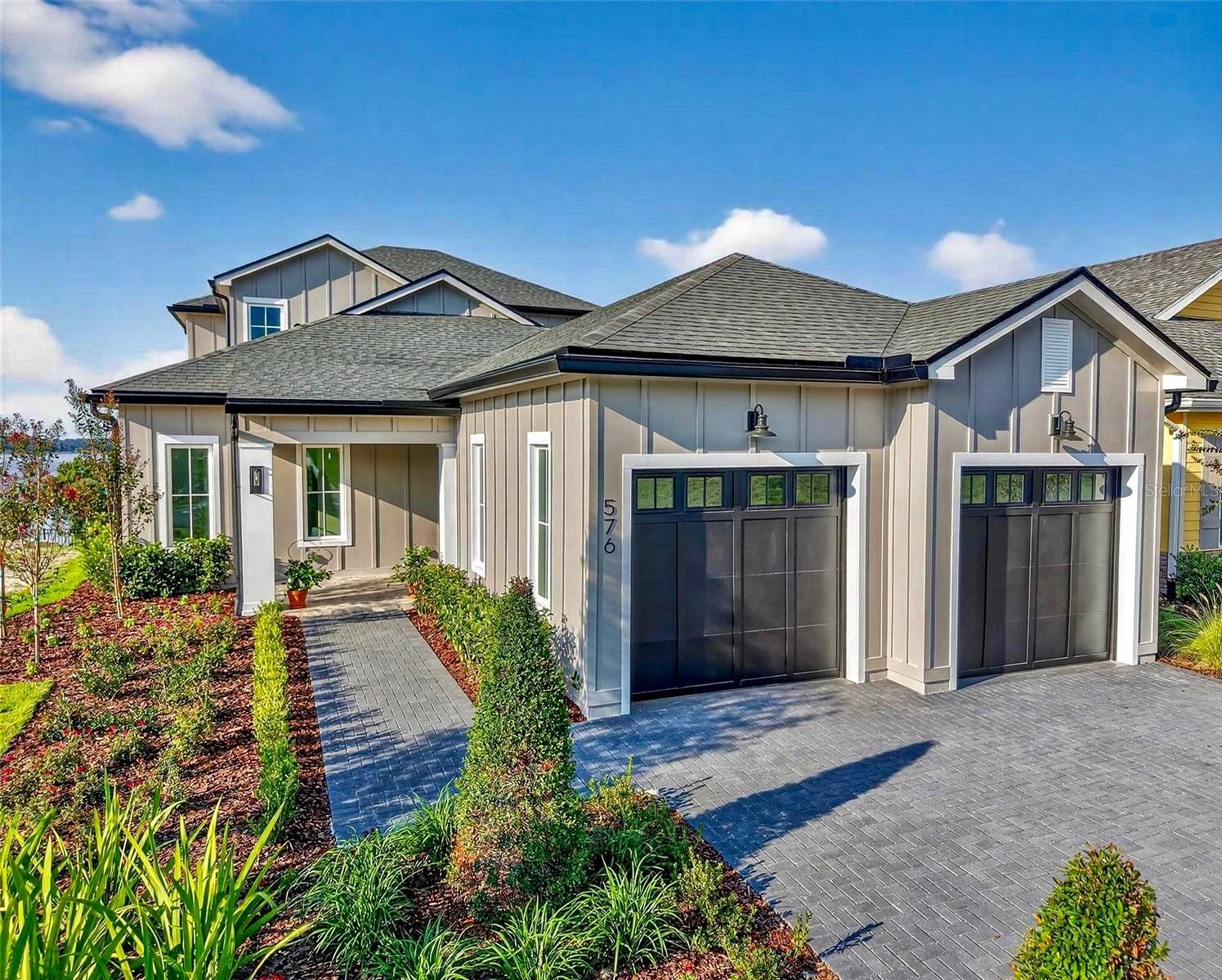 Photo of 576 CASEY LOOP MOUNT DORA FL 32757