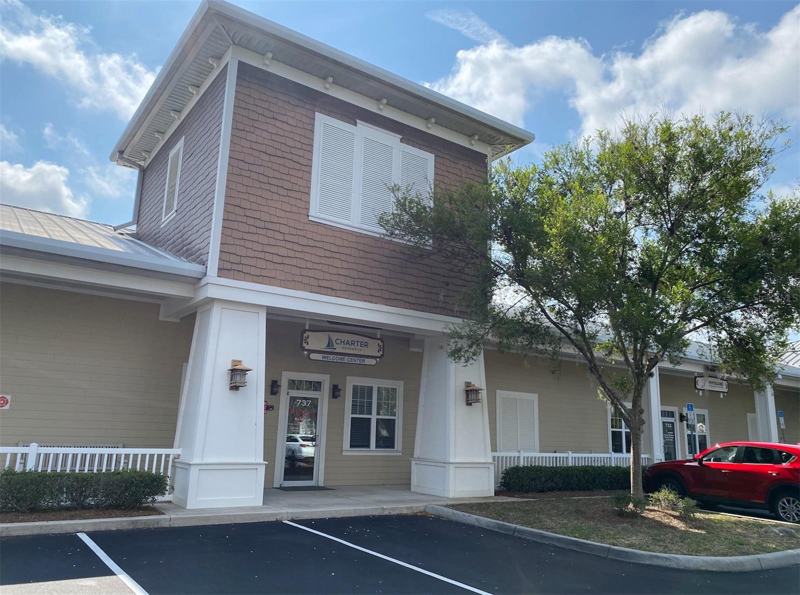 Photo of 737 COUNTY ROAD 466 LADY LAKE FL 32159