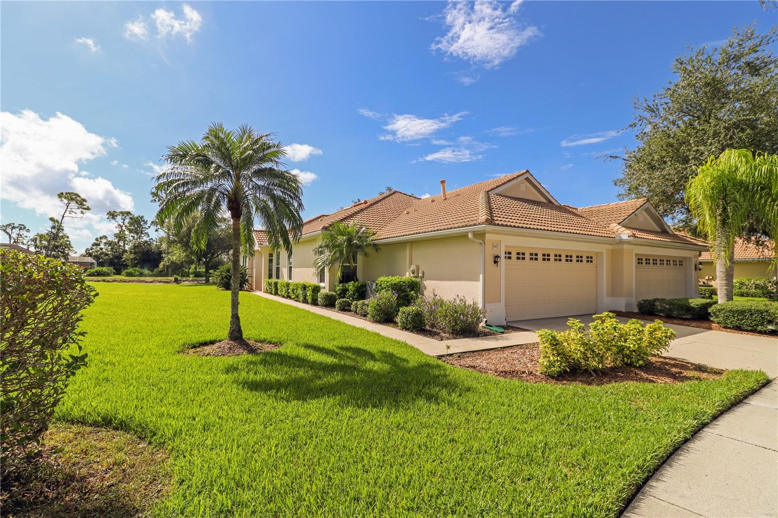 Photo of 5107 WHISPERING OAKS DRIVE NORTH PORT FL 34287