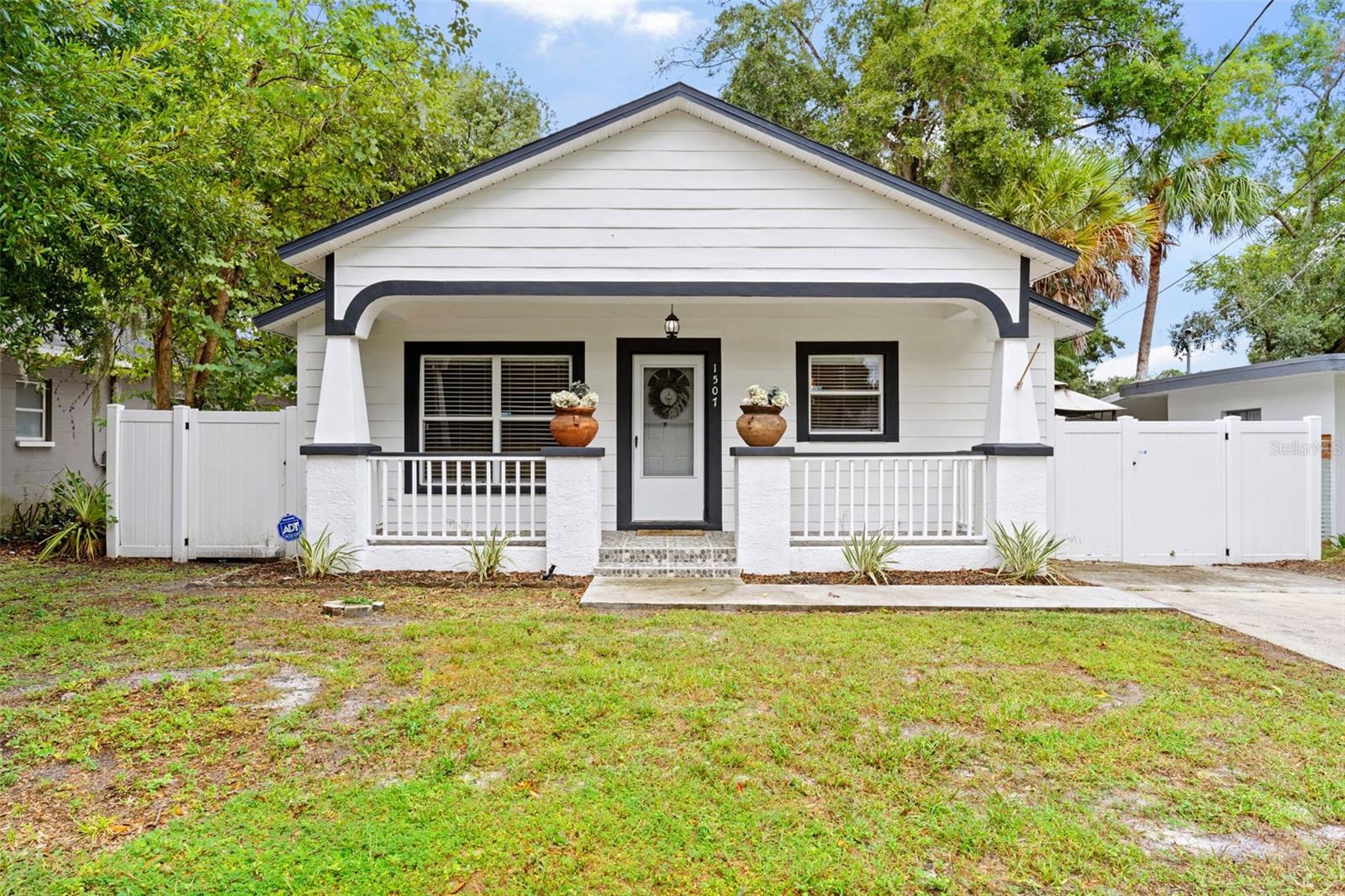 Photo of 1507 E HENRY AVENUE TAMPA FL 33610