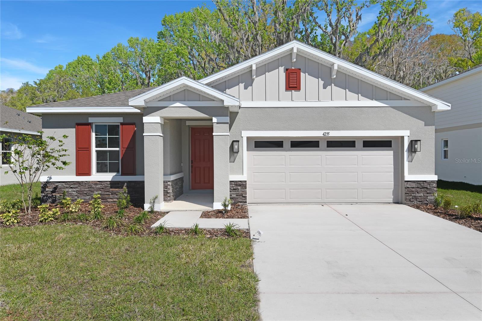 Photo of 4235 SAWTOOTH COURT TAVARES FL 32778