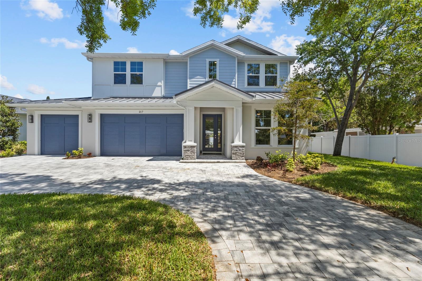 Photo of 217 S SHADE AVENUE SARASOTA FL 34237