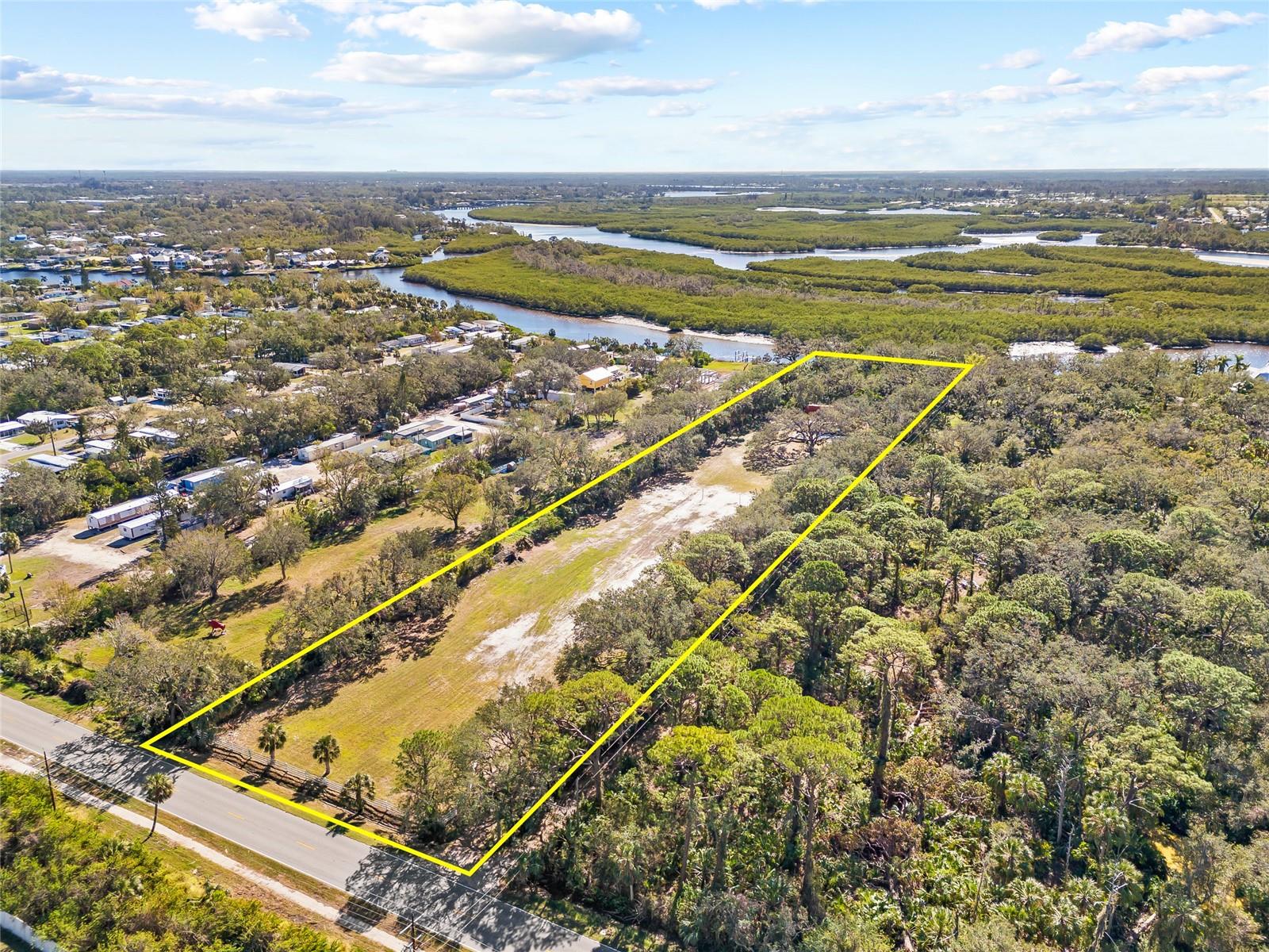 Photo of 2312 W SHELL POINT ROAD RUSKIN FL 33570