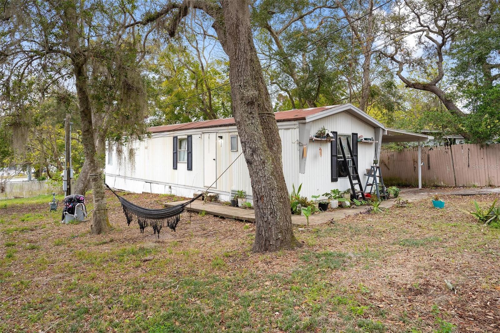 Photo of 2109 HIALEAH AVENUE LEESBURG FL 34748
